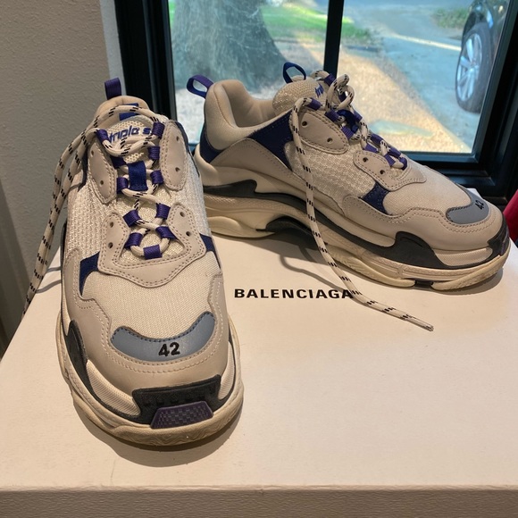 balenciaga triple s neutral